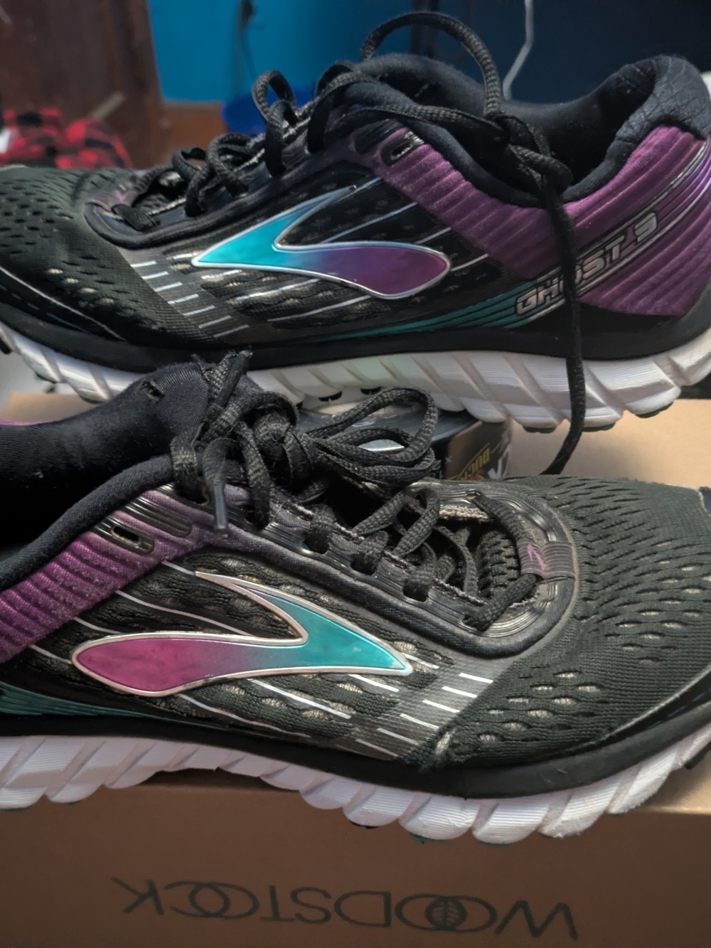 Brooks Ghost 9 Women's Black with Purple & Teal Running Shoes Size 8